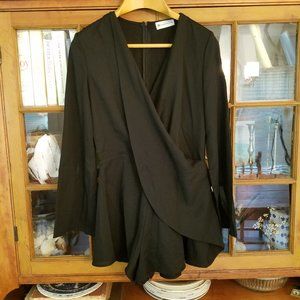 the impeccable pig Cute Flair Sleeve Romper